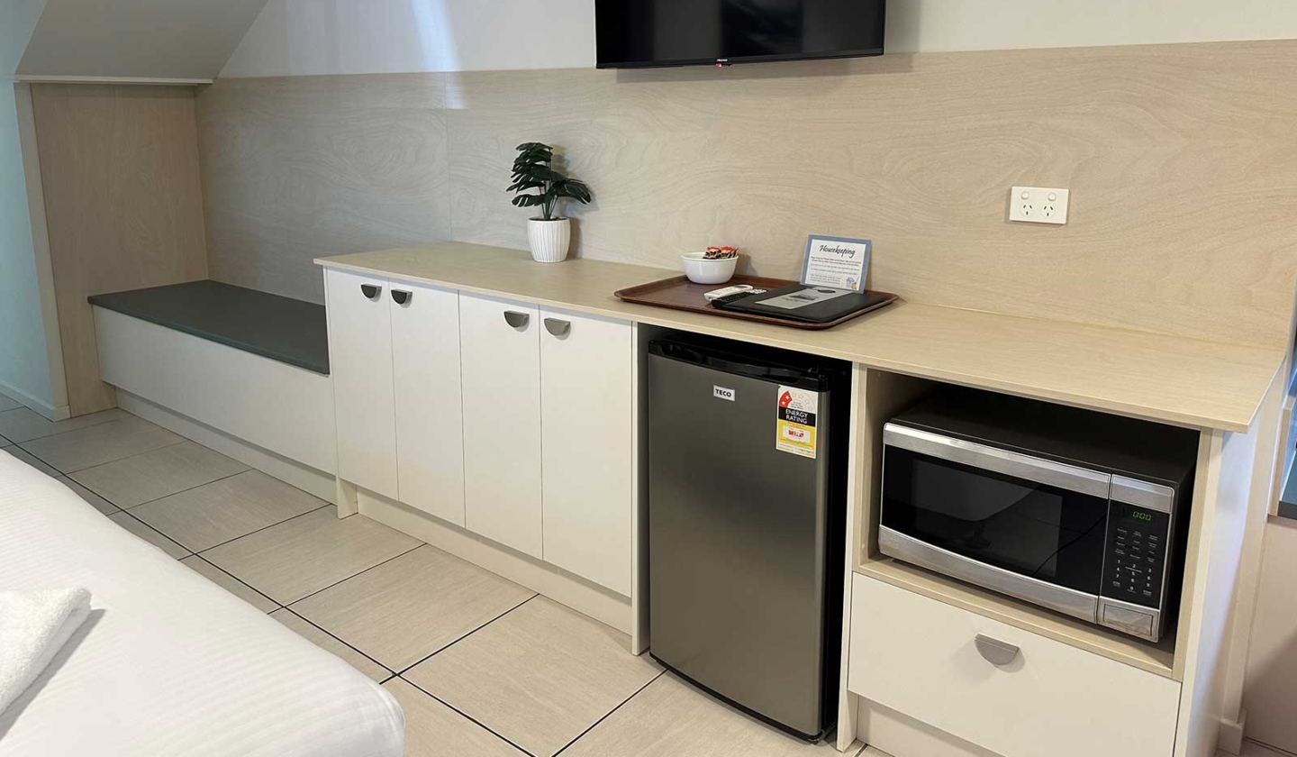 Golfview Motel Kitchenette