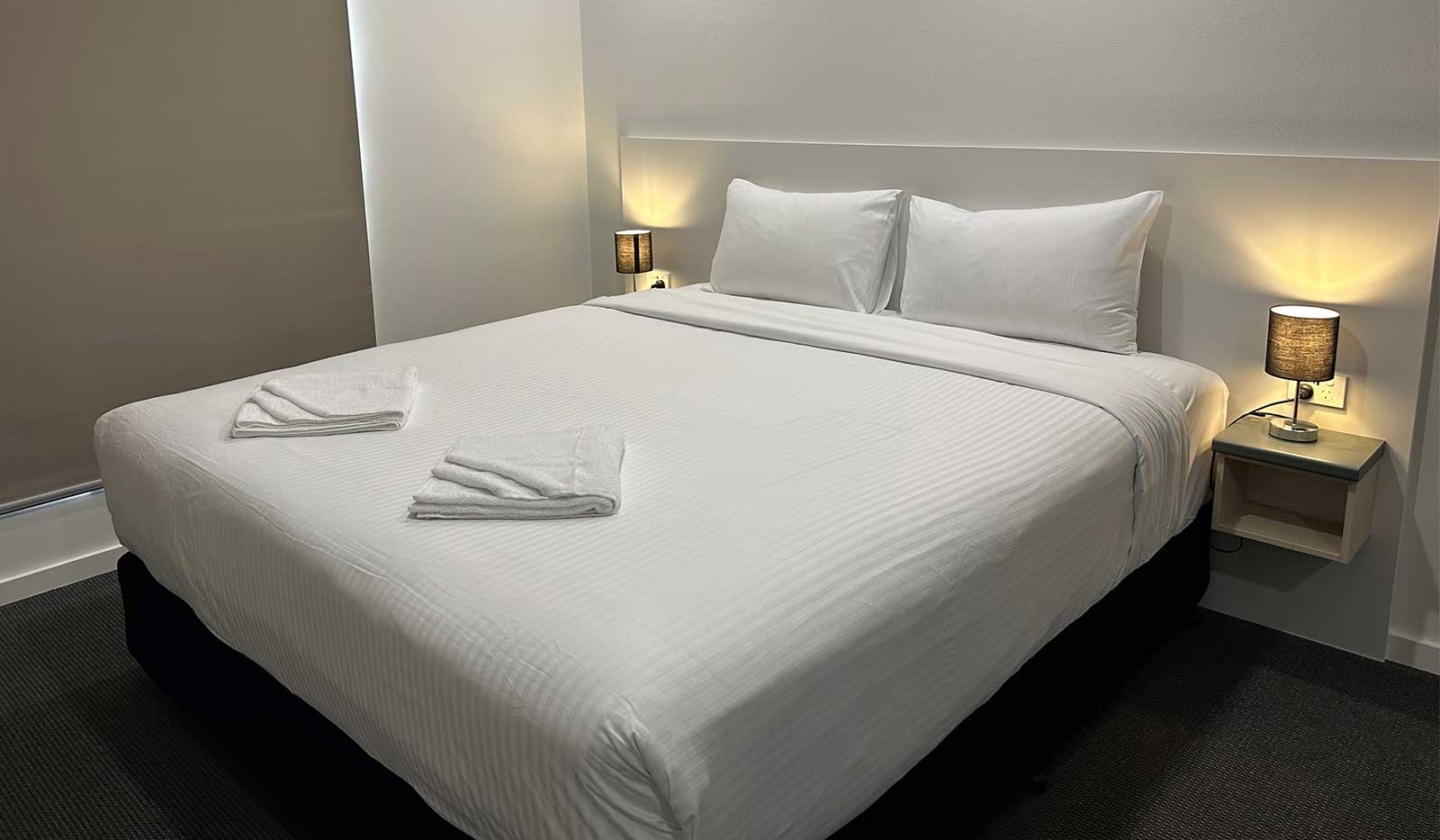 Golfview Motel Room